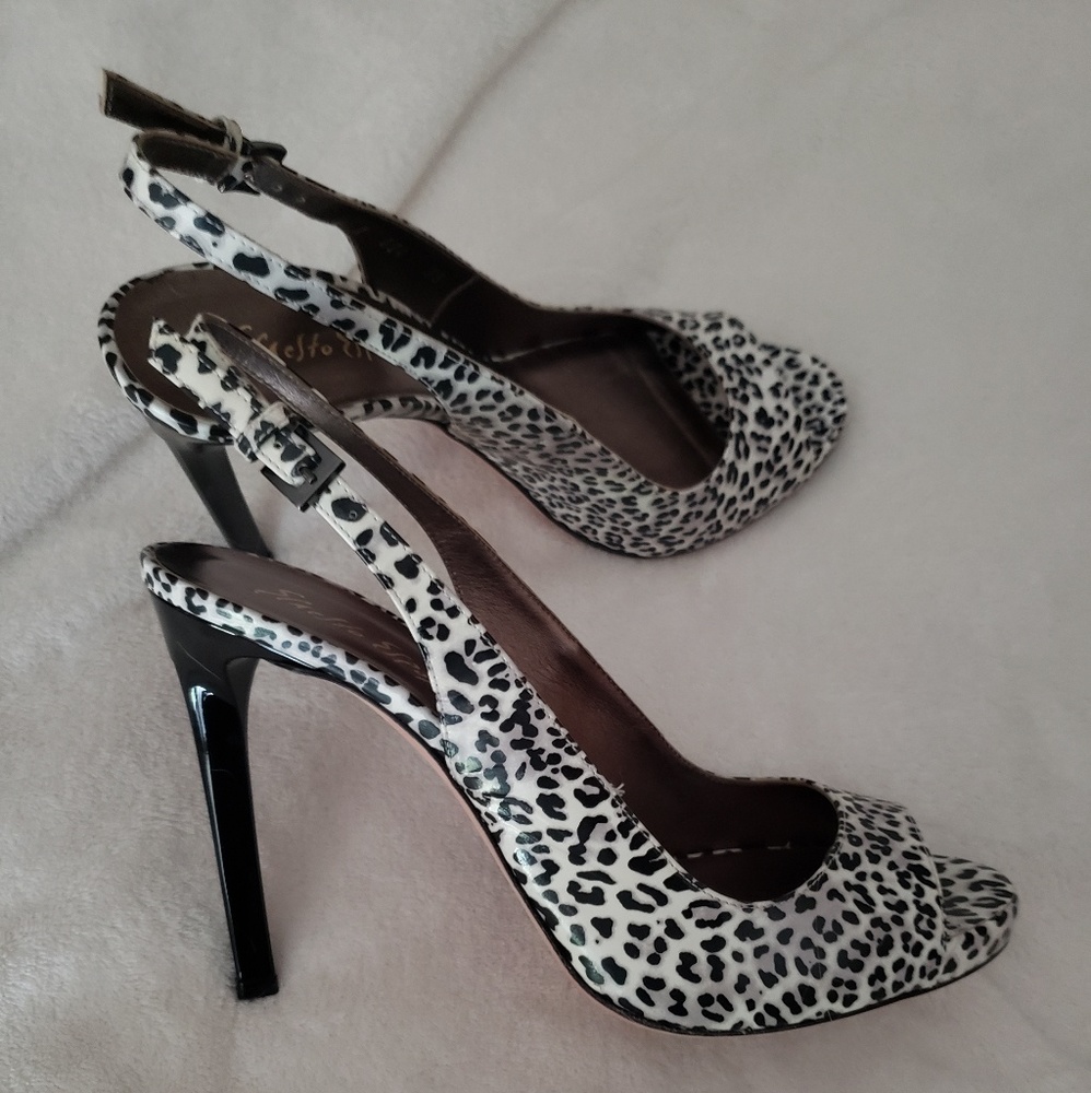 Ernesto Esposito slingback heels animal print